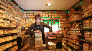 Pied à pied, un cordonnier préserve le glorieux passé d'Hollywood