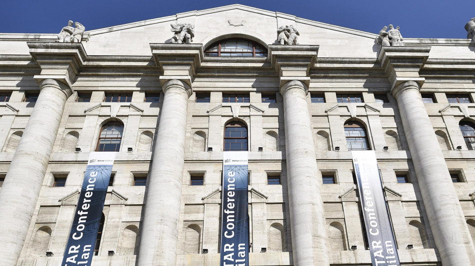 Borsa: Milano chiude in calo, Ftse Mib -1%