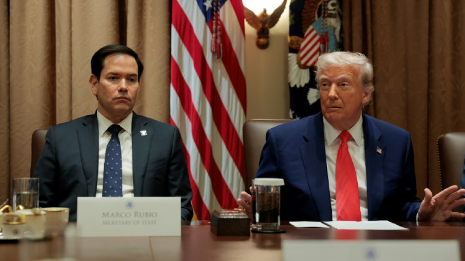 Guerre commerciale: Xi appelle l'UE à "résister ensemble", les marchés toujours fébriles