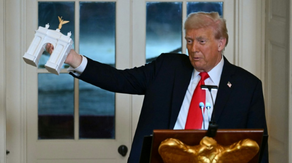 Donald Trump organise un dîner pour les riches donateurs de sa salle de bal