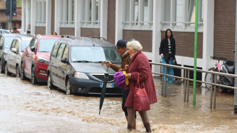 ++ Il Seveso esonda a Milano, alto il livello anche del Lambro +