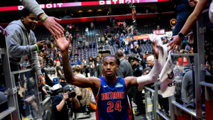 Pistons halt Lakers streak while Spurs, Thunder win