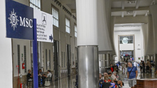 Ripartita la nave Msc in avaria, procede verso Napoli