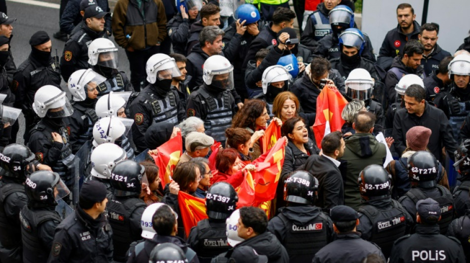 1er mai: 50.000 policiers et près de 400 arrestations à Istanbul