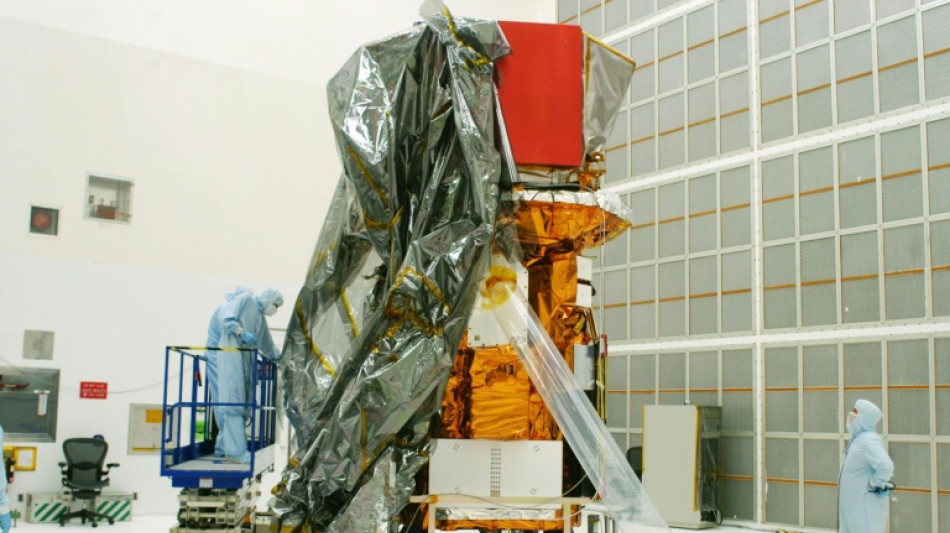 NASA robot mission aiming to rescue space telescope