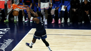 Timberwolves silence Thunder to tighten NBA playoff series