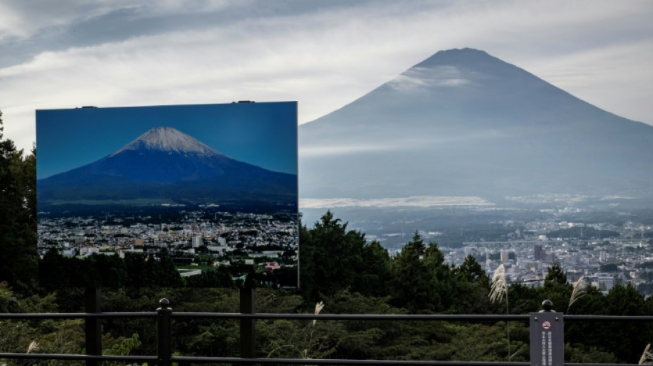 Japon: de la neige enfin annoncée sur le mont Fuji
