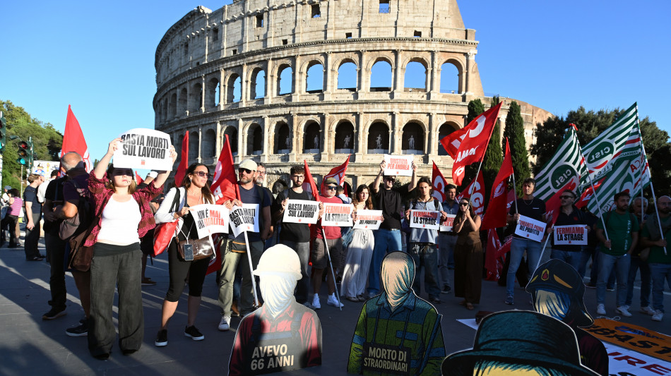 Morte operaio, prorogata a domani la chiusura del Colosseo