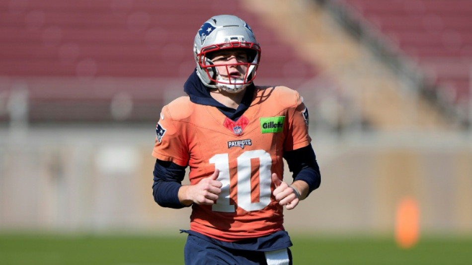 Patriots-Seahawks Super Bowl approaches as politics swirl