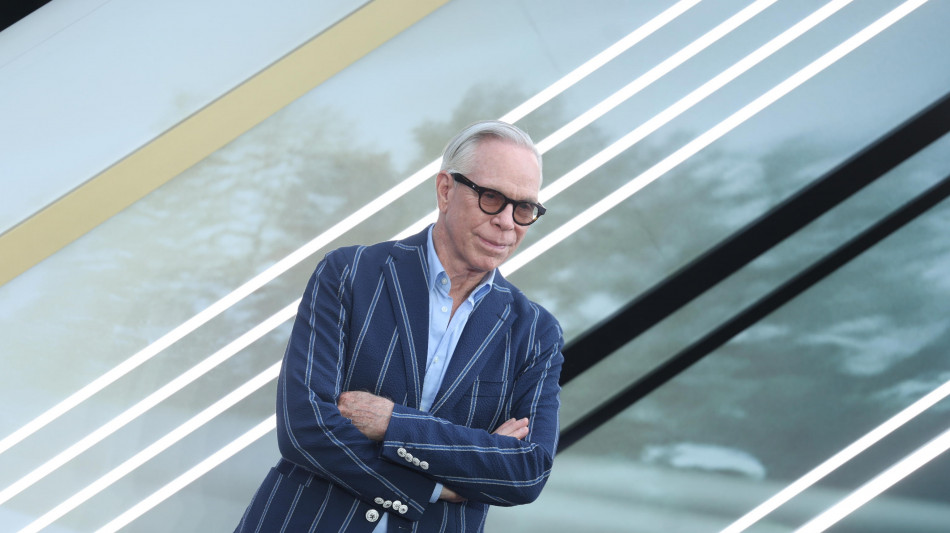 Tommy Hilfiger sfiler&agrave; all'hotel Plaza di New York