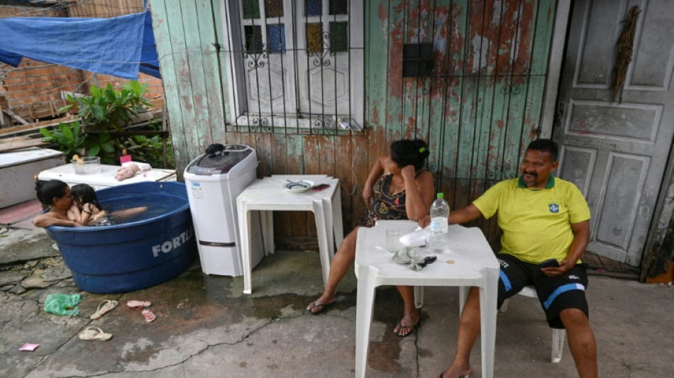 Al margen de la COP30, una favela de Bel&eacute;m lucha contra el olvido de la Amazon&iacute;a urbana