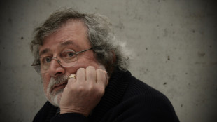Le canzoni di Guccini come arie d'opera con l'Orchestra del Comunale di Bologna