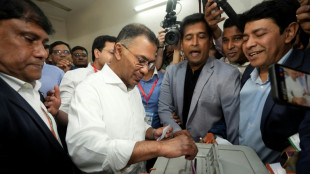 Bangladesh nationalists claim big election win, Islamists cry foul