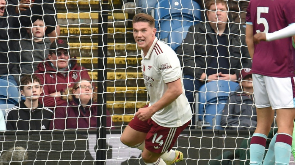 Gyokeres on target as leaders Arsenal beat Burnley