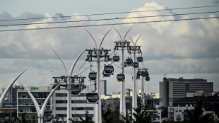"C'est comme au ski!": le premier t&eacute;l&eacute;ph&eacute;rique urbain d'&Icirc;le-de-France a pris son envol
