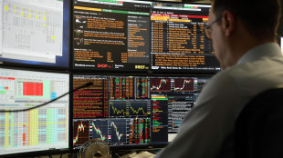 Borsa: Milano tenta rialzo (+0,2%) con Campari, Buzzi e le banche