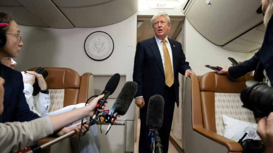 US limits stays of students, journalists