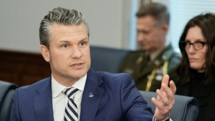 El jefe del Pentágono niega haber compartido información militar con su esposa