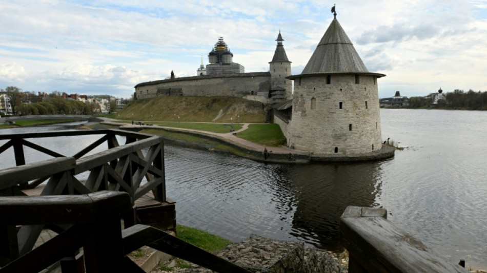 Russian border city shrugs off Baltic fears of attack