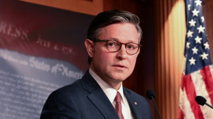 EEUU empieza a despedir funcionarios tras diez días de cierre gubernamental