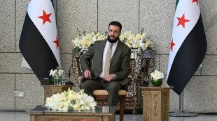 Ahmed al Sharaa refuerza su reputaci&oacute;n en el extranjero, pero en Siria queda mucho por hacer