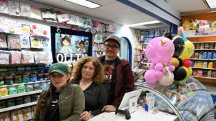 Más golpes y menos piñatas: los aranceles de Trump sacuden a los microempresarios de EEUU