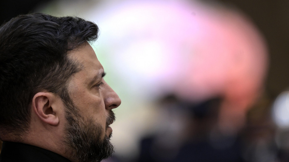 Zelensky, voglio convincere Usa sul congelamento della linea del fronte