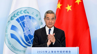 Chinesischer Au&szlig;enminister zu Sicherheitsgespr&auml;chen in Russland