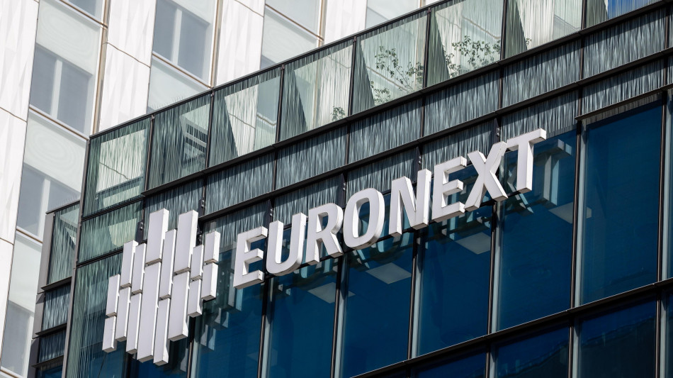 Borsa: l'Europa fiacca, titoli di Stato poco mossi