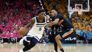 Timberwolves eclipse Spurs as Knicks rout Sixers