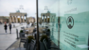 Falsche Maskenatteste in Pandemie: Hamburger Bewährungsstrafe für Arzt bestätigt