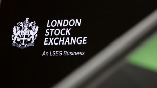 Borsa: l'Europa parte incerta, Londra -0,2%