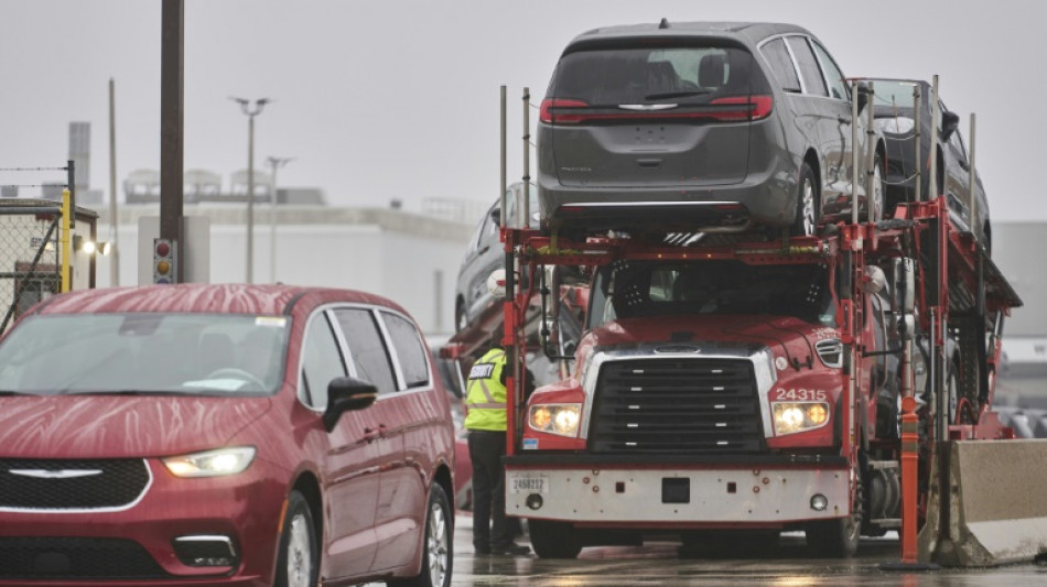 Droits de douane: Chrysler ferme une usine canadienne pendant deux semaines