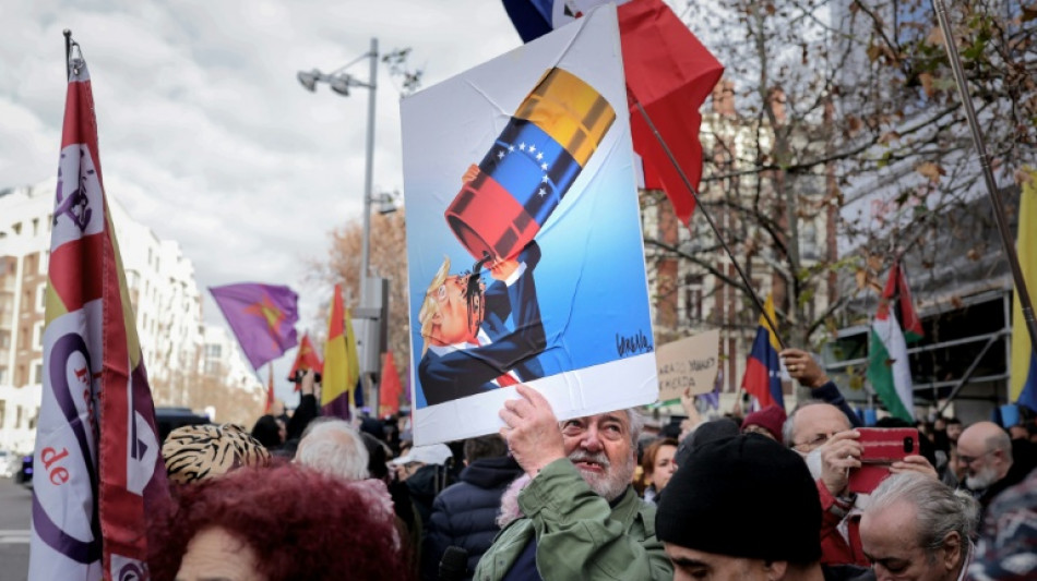 Miles de personas protestan en Madrid contra la "agresi&oacute;n imperialista" de EEUU en Venezuela