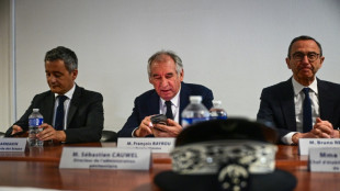 El primer ministro de Francia asegura que su hija, víctima, "nunca le habló" de las agresiones en su escuela