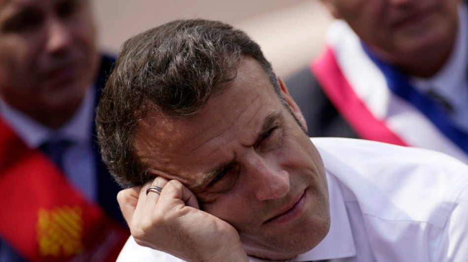 Da reelei&ccedil;&atilde;o aos panela&ccedil;os, um ano de desencanto com Macron na Fran&ccedil;a