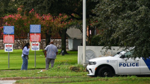 Un muerto y dos heridos en ataque a centro de detención de migrantes en EEUU