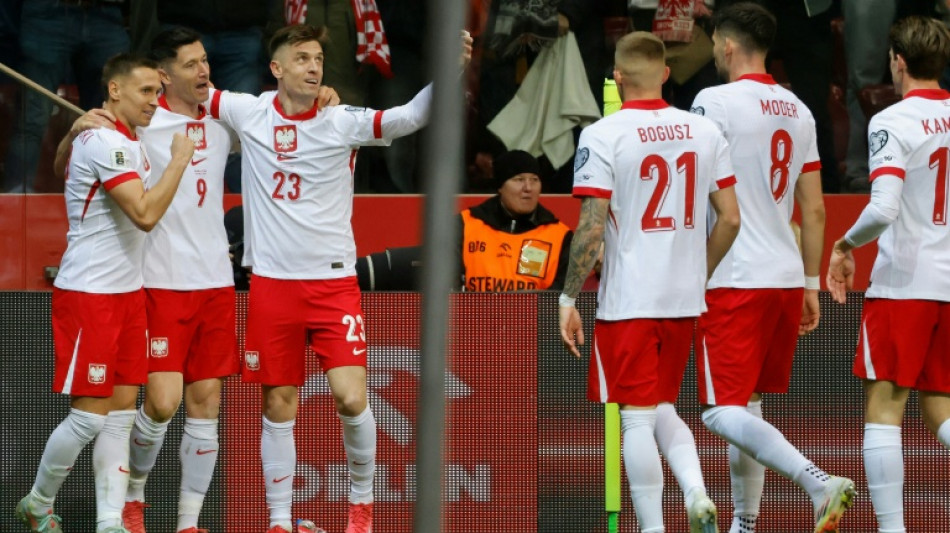 Lewandowski retorna à seleção da Polônia após troca de treinador