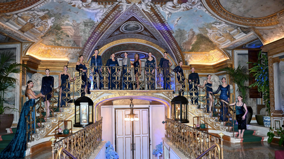 Da Flavia Padovan il red carpet si tinge di blu