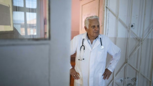 A 90 ans, un m&eacute;decin bulgare toujours au chevet de ses patients villageois