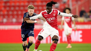 Ligue 1: Lyon costaud, Monaco s'enfonce 