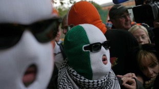 Tribunal britânico anula acusação por terrorismo contra cantor do Kneecap