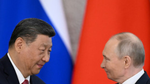 Poutine et Xi affichent leur entente au Kremlin, la trêve en Ukraine violée selon Kiev