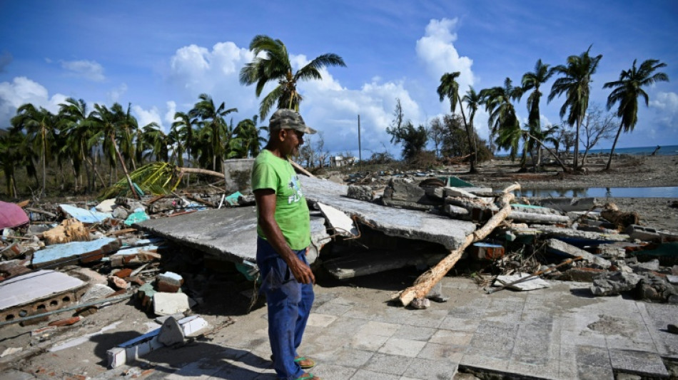 Furacão se afasta do Caribe após deixar cerca de 50 mortos