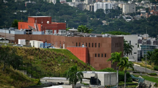 Venezuela advierte a EEUU sobre un plan de "extremistas" para atacar su embajada en Caracas