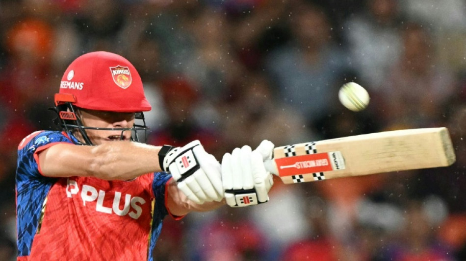 Debutant Connolly guides Punjab to narrow IPL win over Gujarat