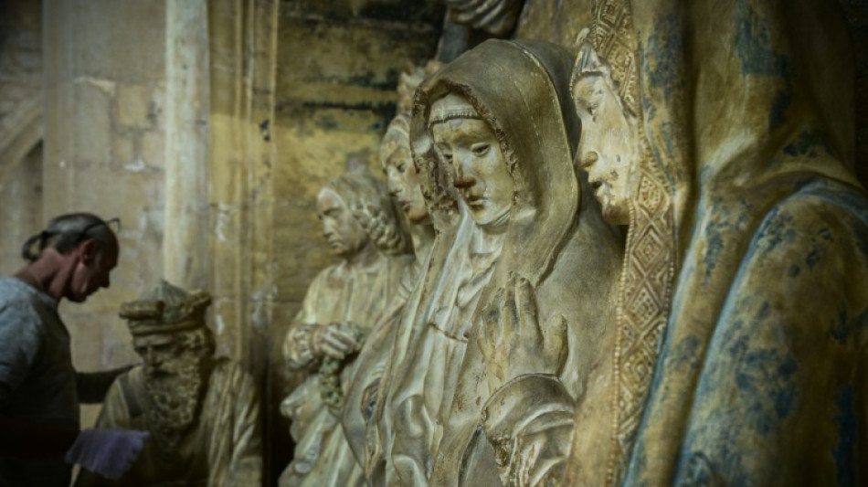 Des statues du MET de New York retrouvent leur château du Périgord... via des copies