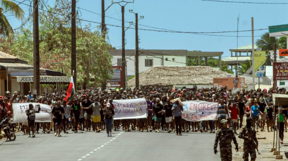 Neue Proteste in Madagaskar: Demonstranten fordern Rücktritt von Präsident Rajoelina