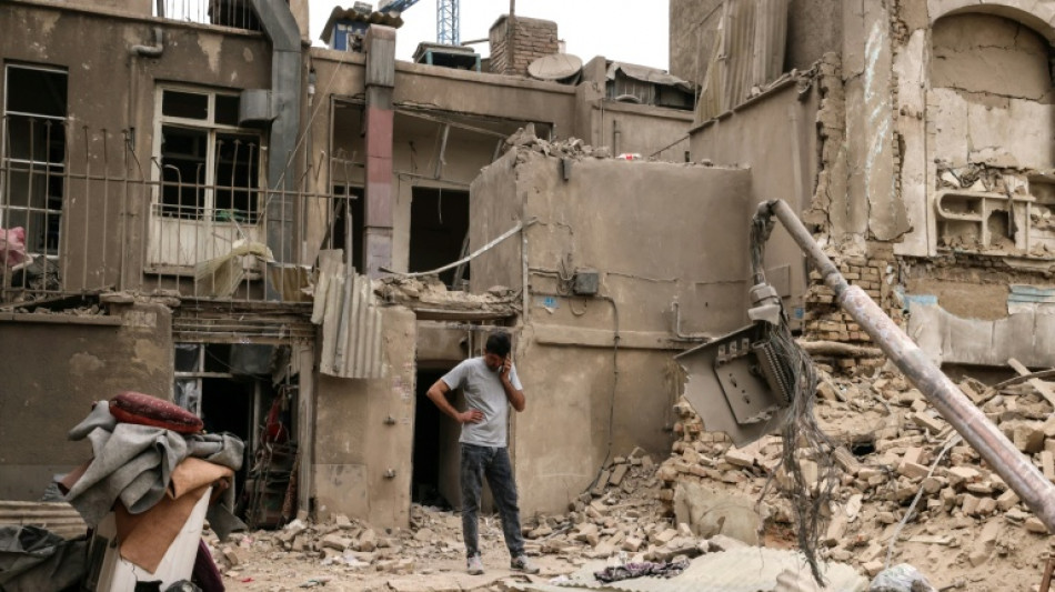 Ir&atilde; promete vingar a morte de Larijani