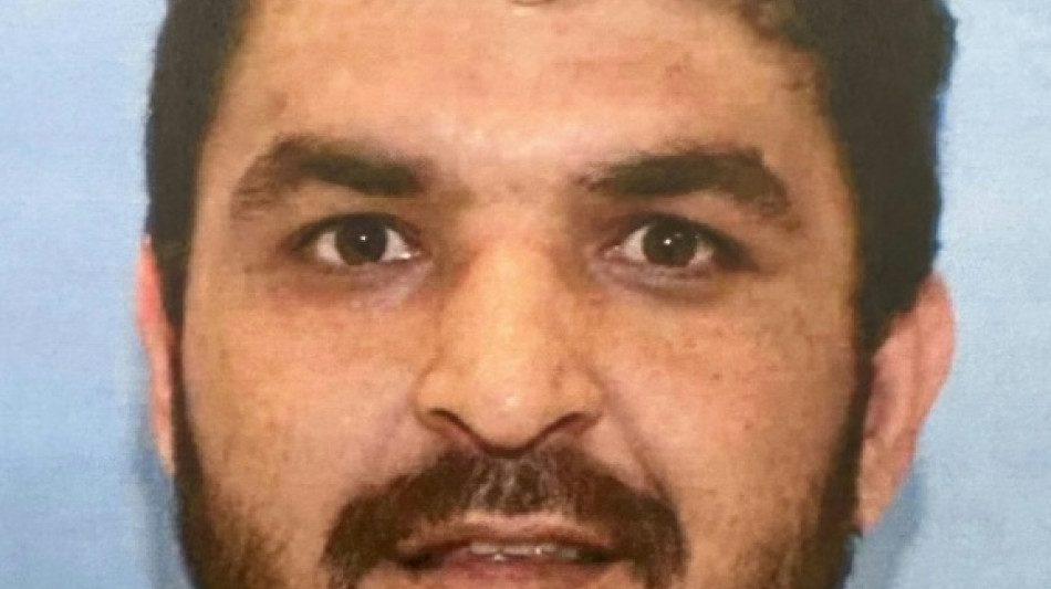 El afgano que dispar&oacute; a dos militares se habr&iacute;a radicalizado en EEUU, dijo una alta funcionaria